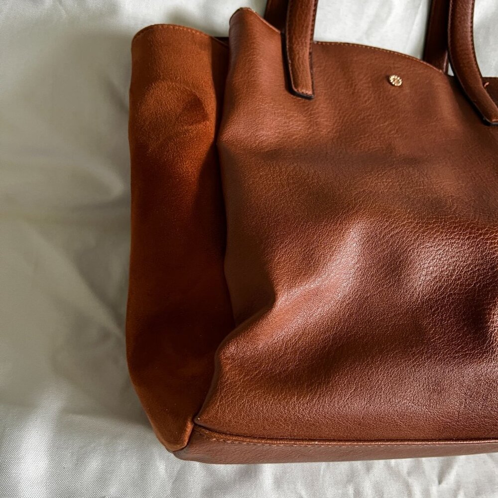 Lauren Conrad Brown Leather Tote Bag With Suede Side Panels & Shoulder Straps - Picture 3 of 9